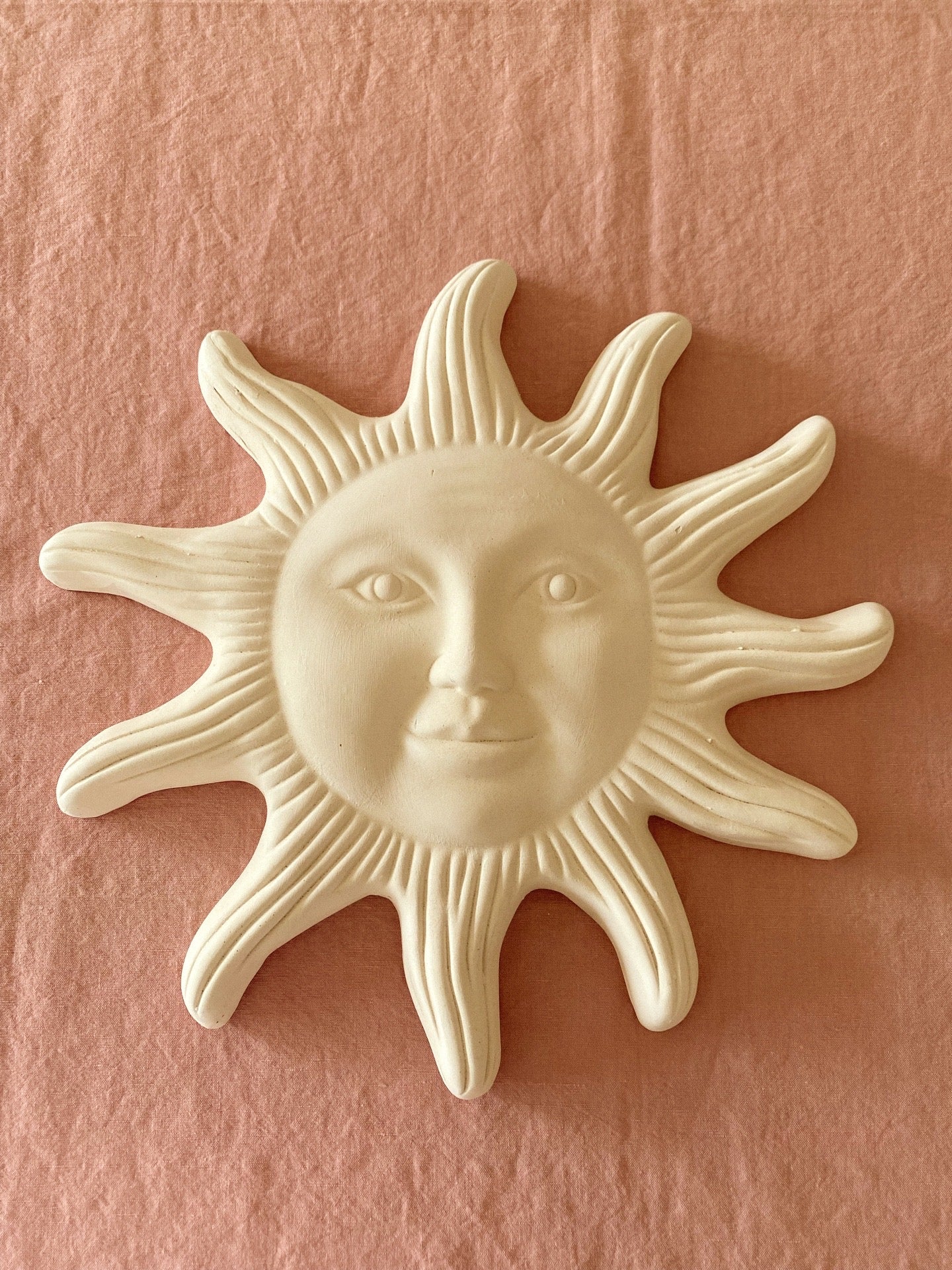 Sol le soleil en céramique