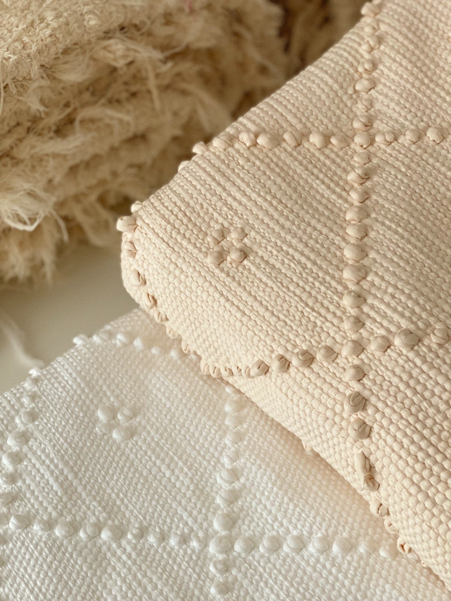 Grand Tapis rose poudré, Losange 190*150