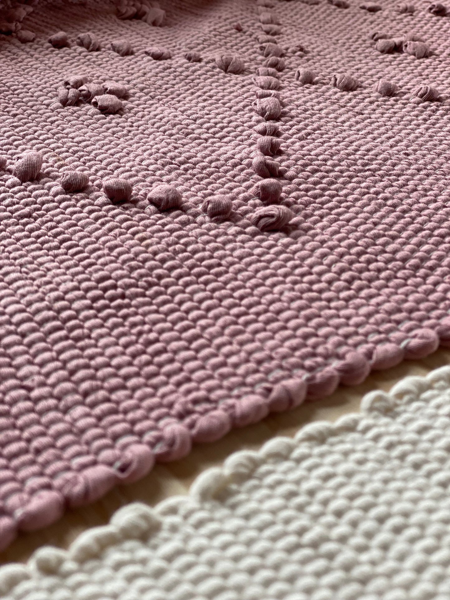 Grand Tapis framboise, Losange 200*150